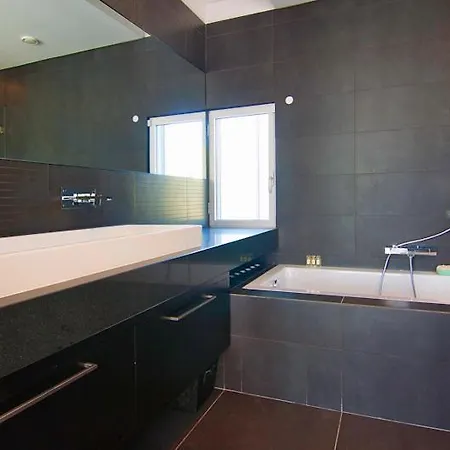 Villa Vale Do Garrao Sleeps 10 With Pool Air Con And Wifi