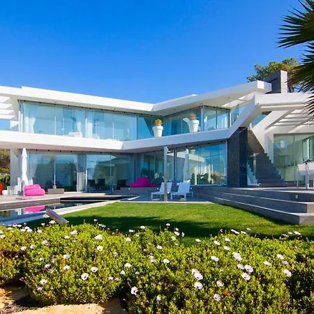 Villa Vale Do Garrao Sleeps 10 With Pool Air Con And Wifi Vale do Lobo