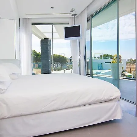 Vale Do Garrao Sleeps 10 With Pool Air Con And Wifi Vale do Lobo